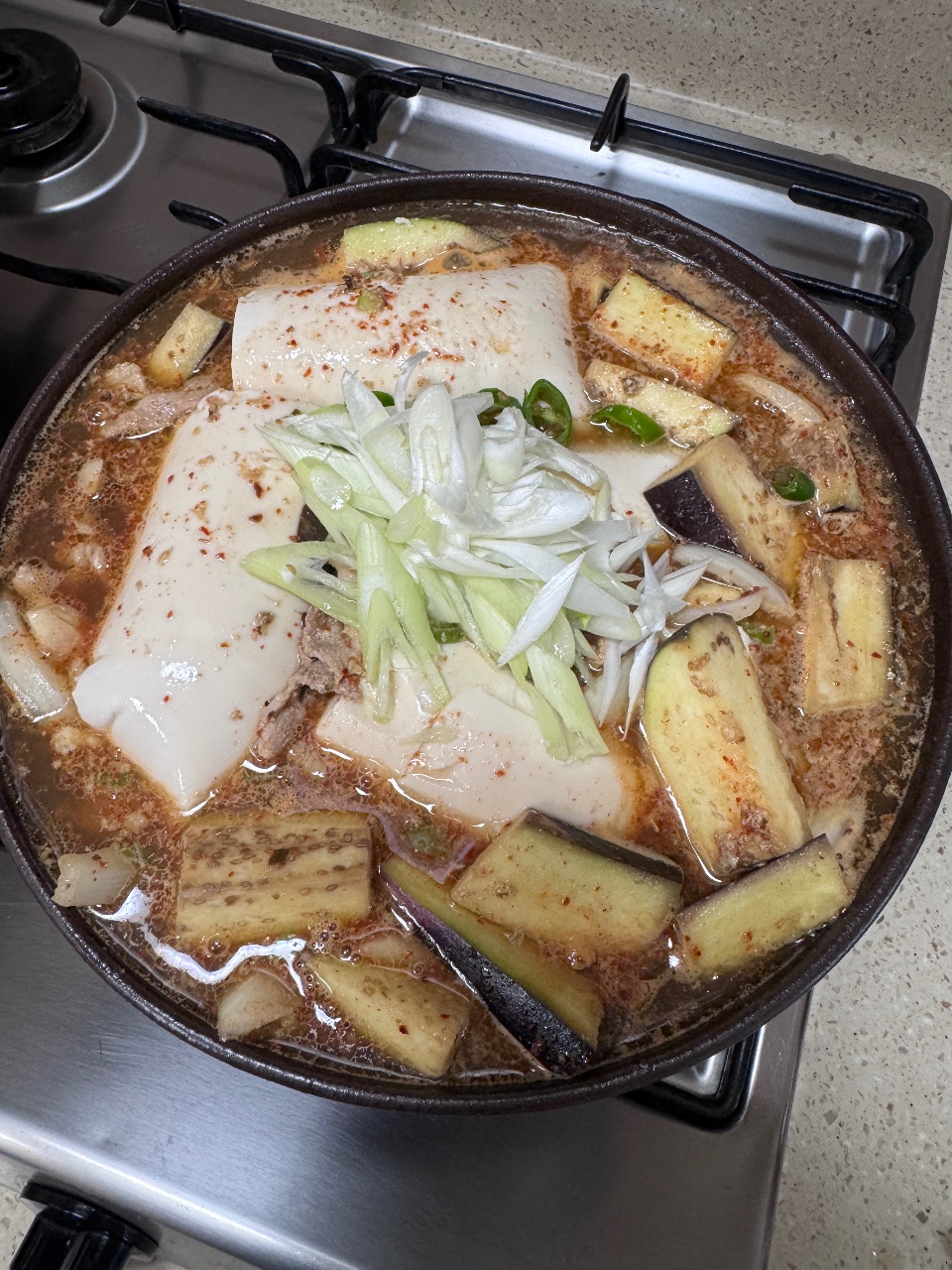 뚝배기 순두부찌개