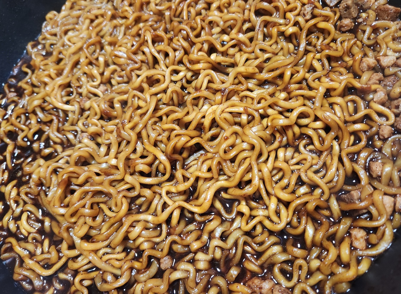 짜장라면 신상이라길래