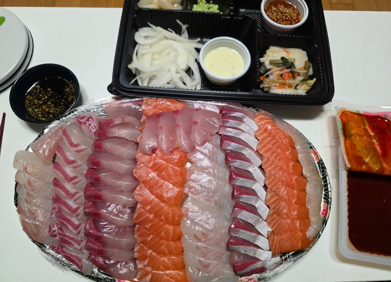 어제 생일 모듬회~