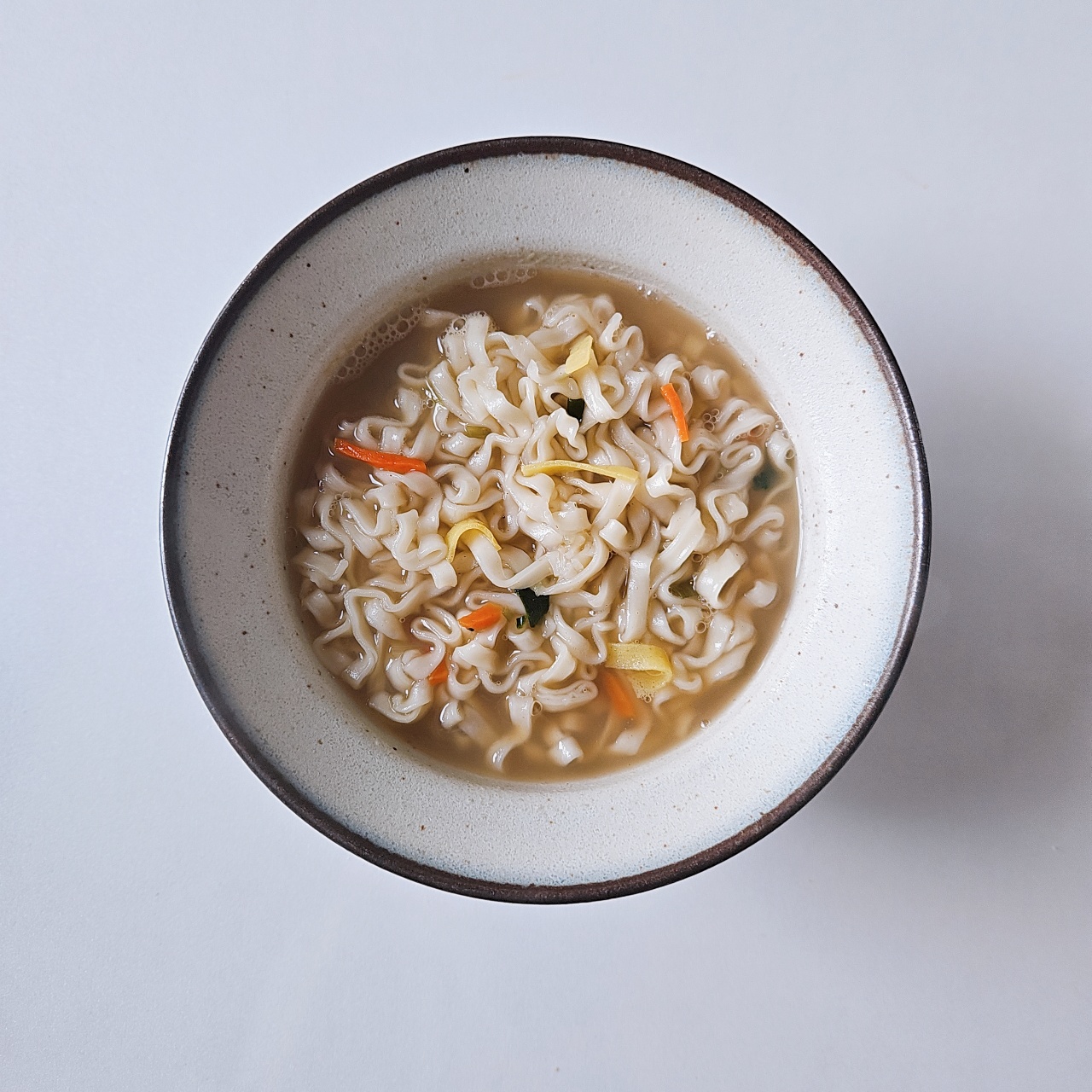 멸치칼국수 라면
