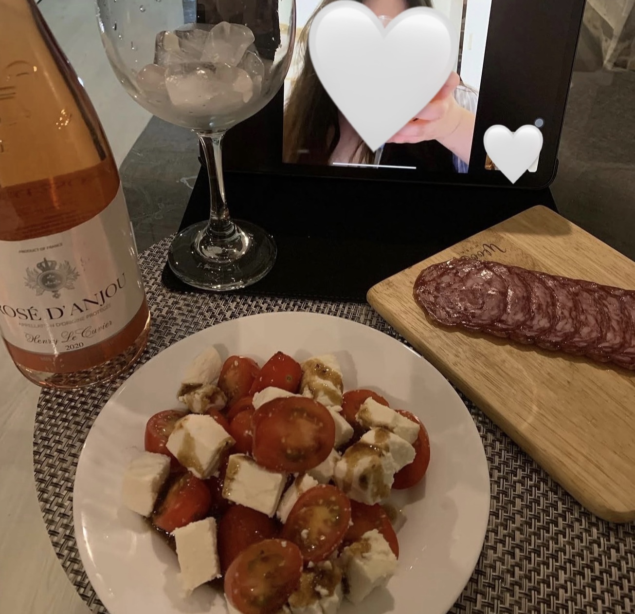 피로를 달래는 한 잔 🍷