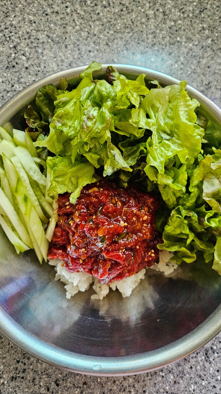 육회비빔밥