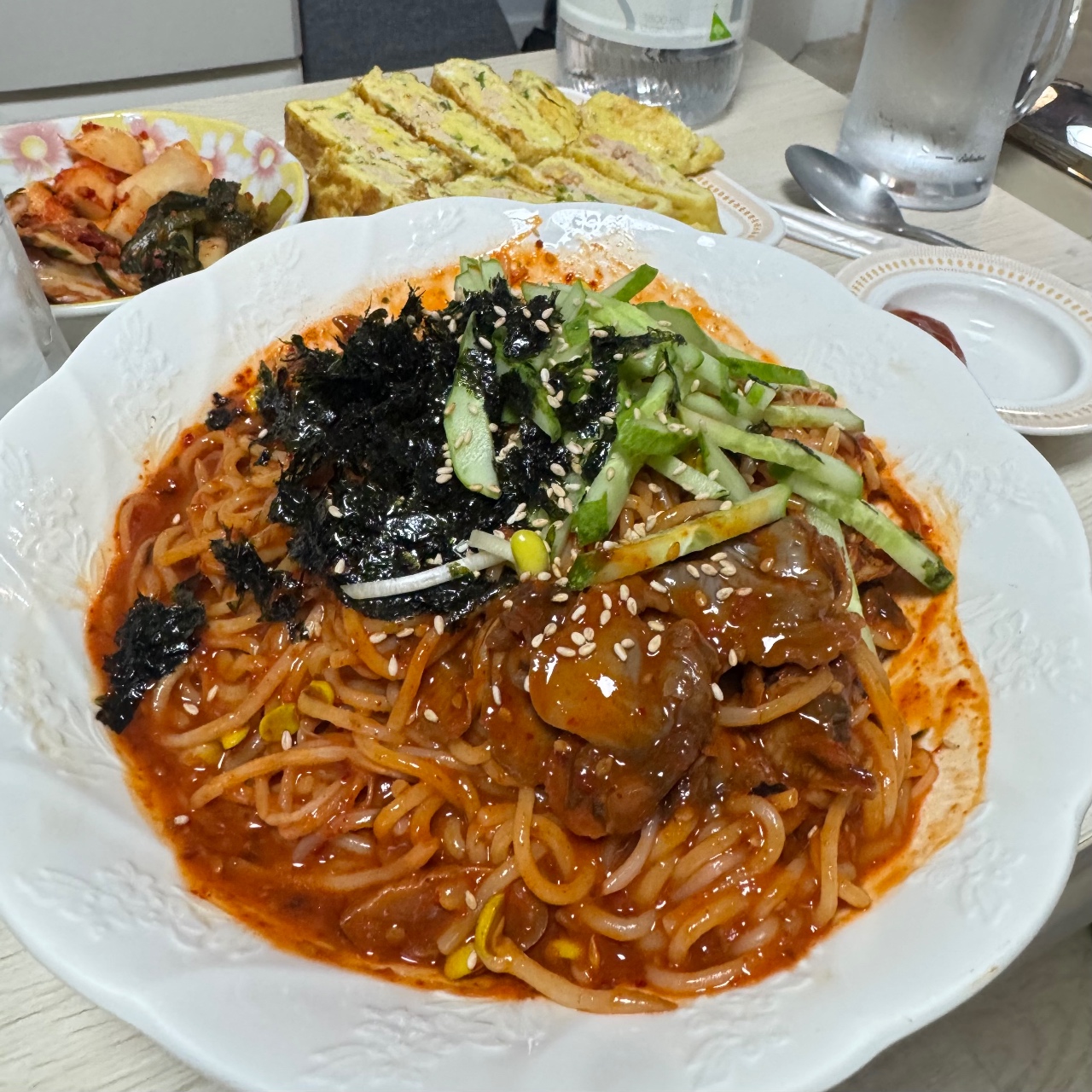 꼬막쫄면!