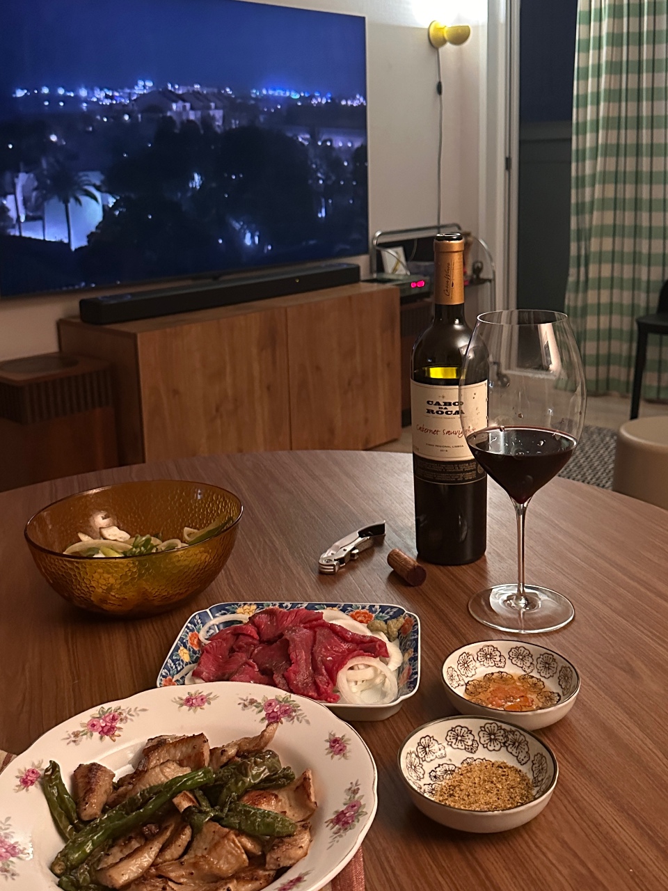야식의 금요일