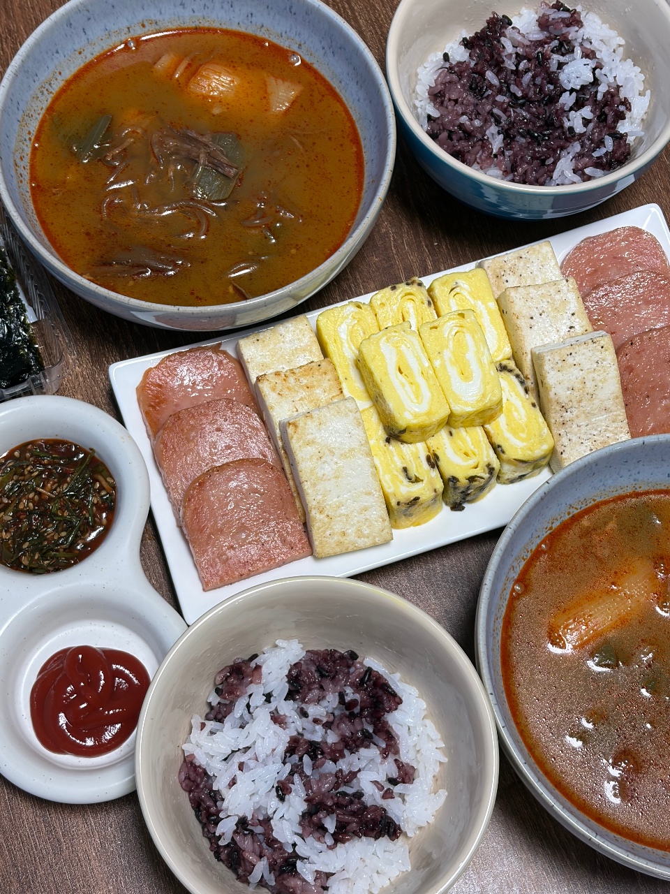 육개장에 두부구이