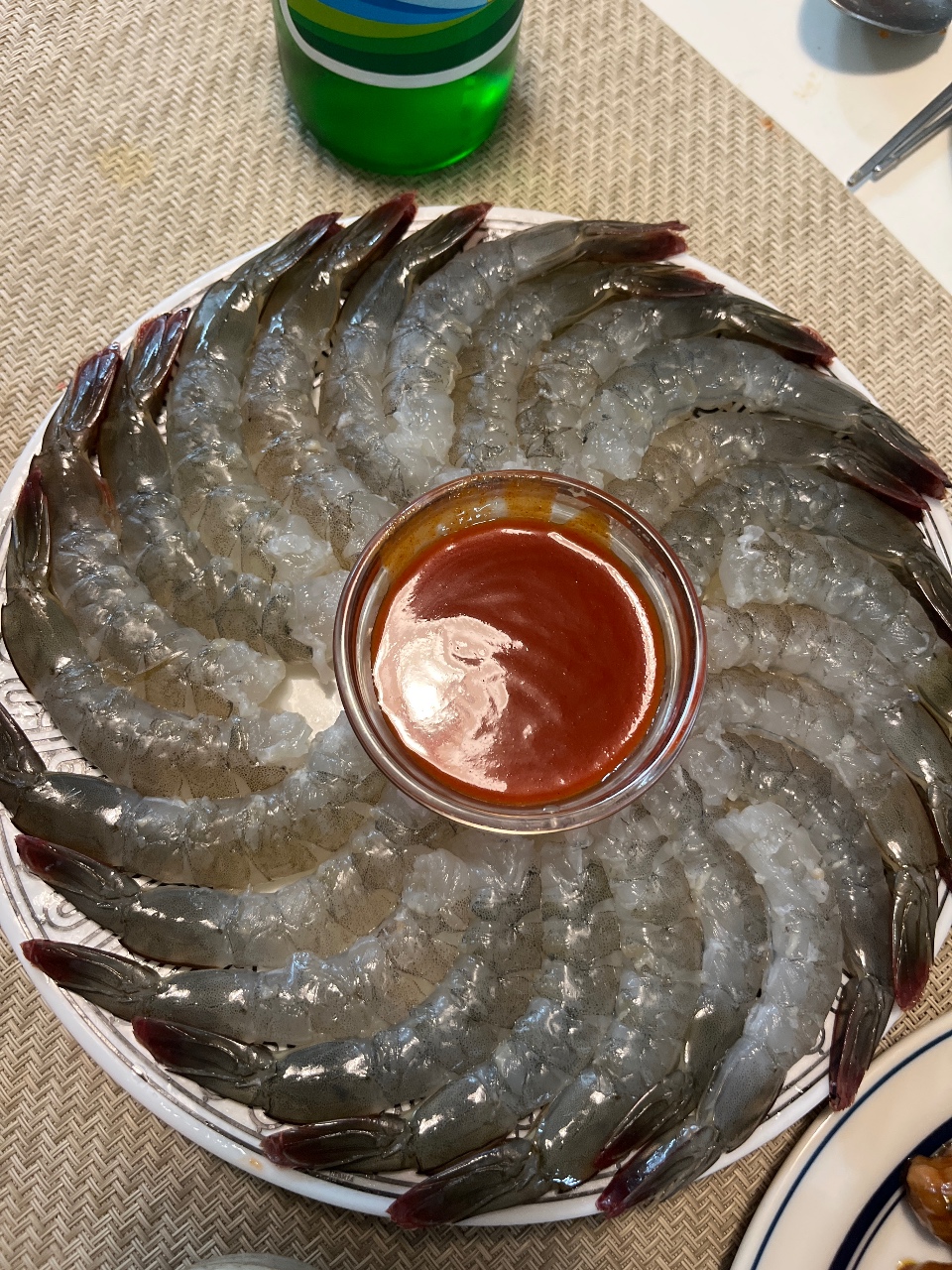 생새우는 회도 맛있고 구이도 맛있죠