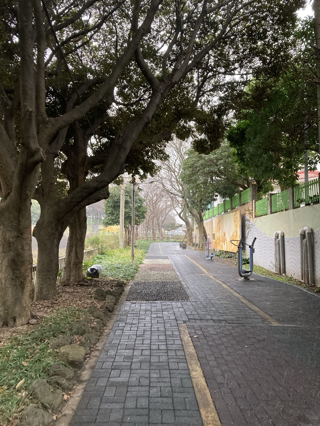 첨부파일