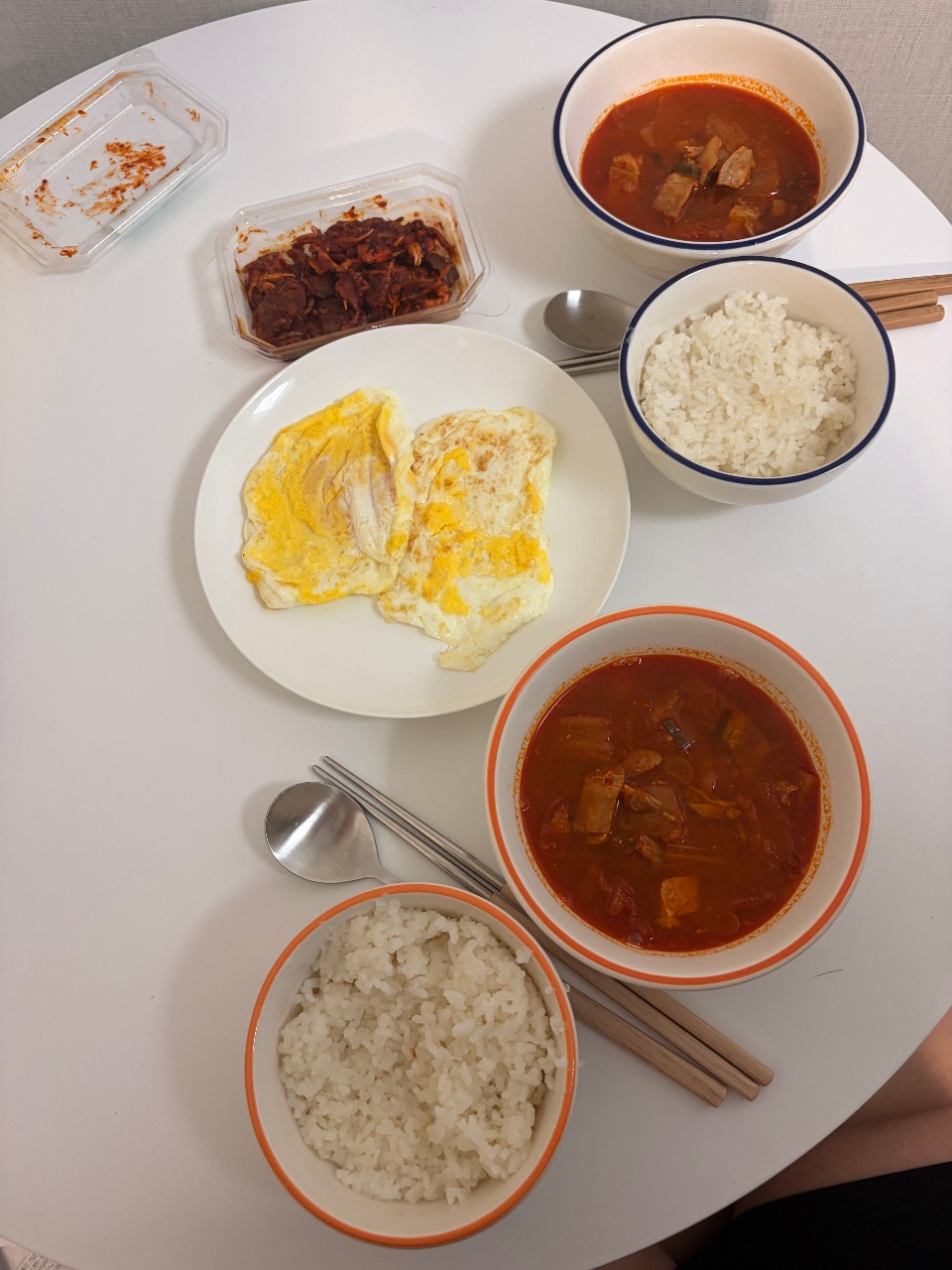 목삼겹 김치찌개🥘