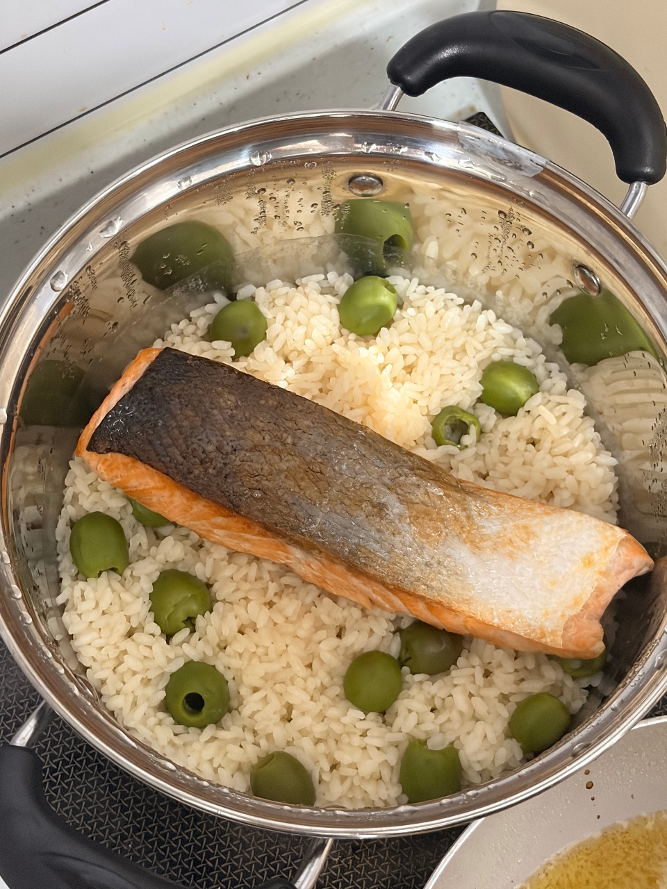 🍚연어올리브솥밥