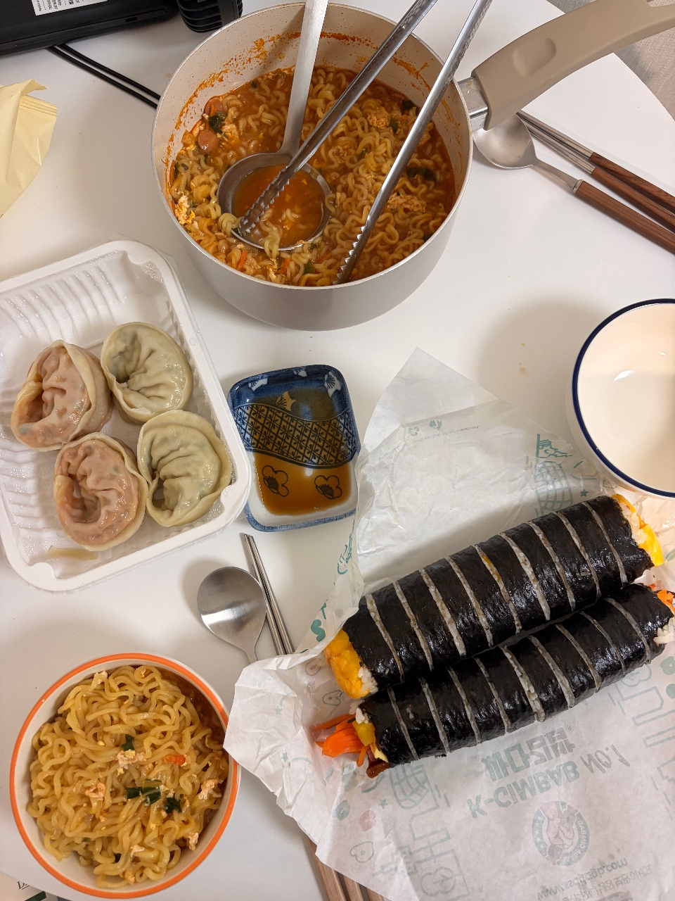 🍜김밥,라면,만두 분식한상