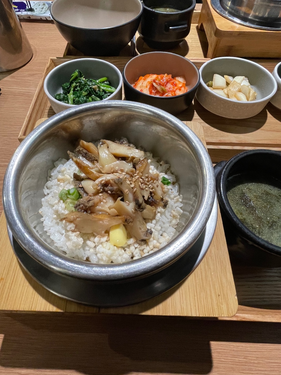 어제와 오늘의 바깥 한 끼