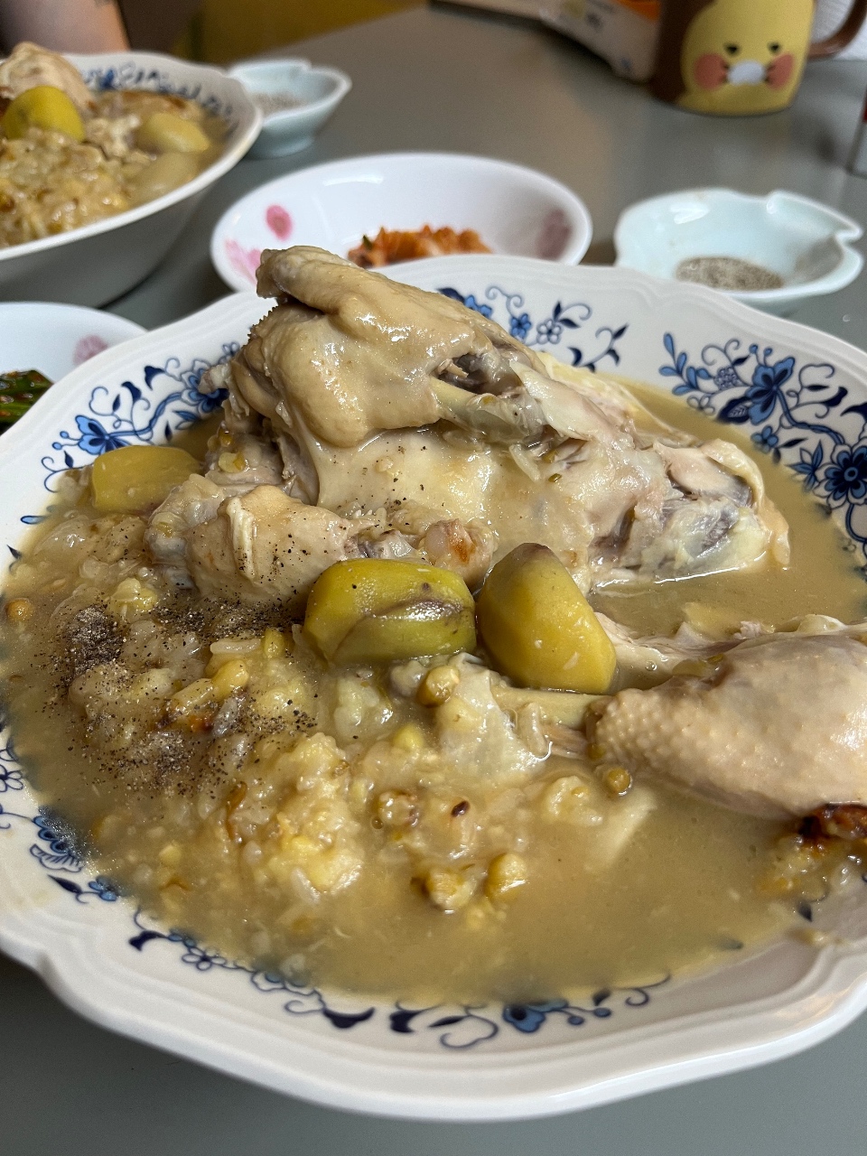 요즘 외식을 자주 했더니 집밥 사진이 별로 없네요