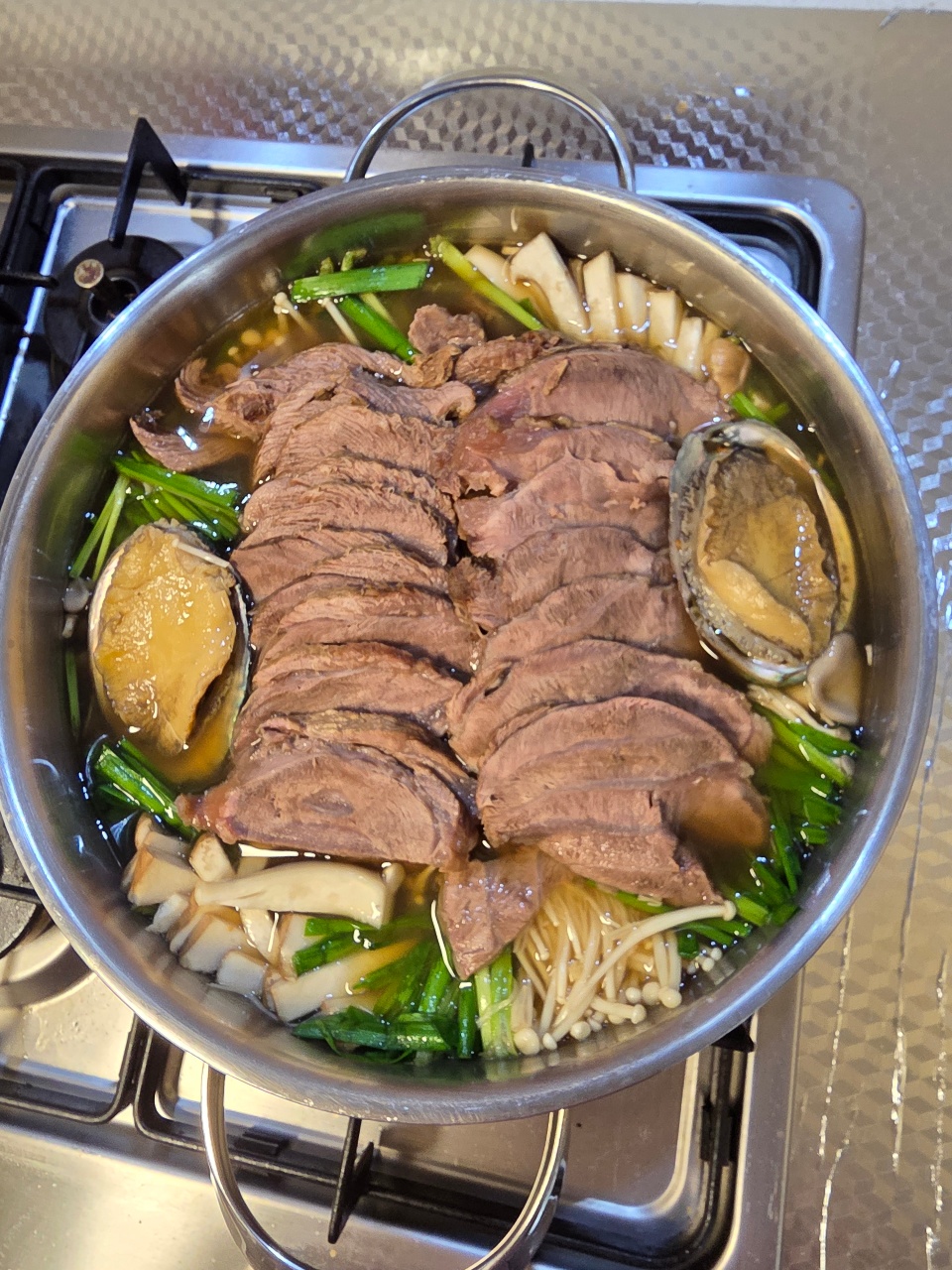 요리초보가 만든 아롱사태전골