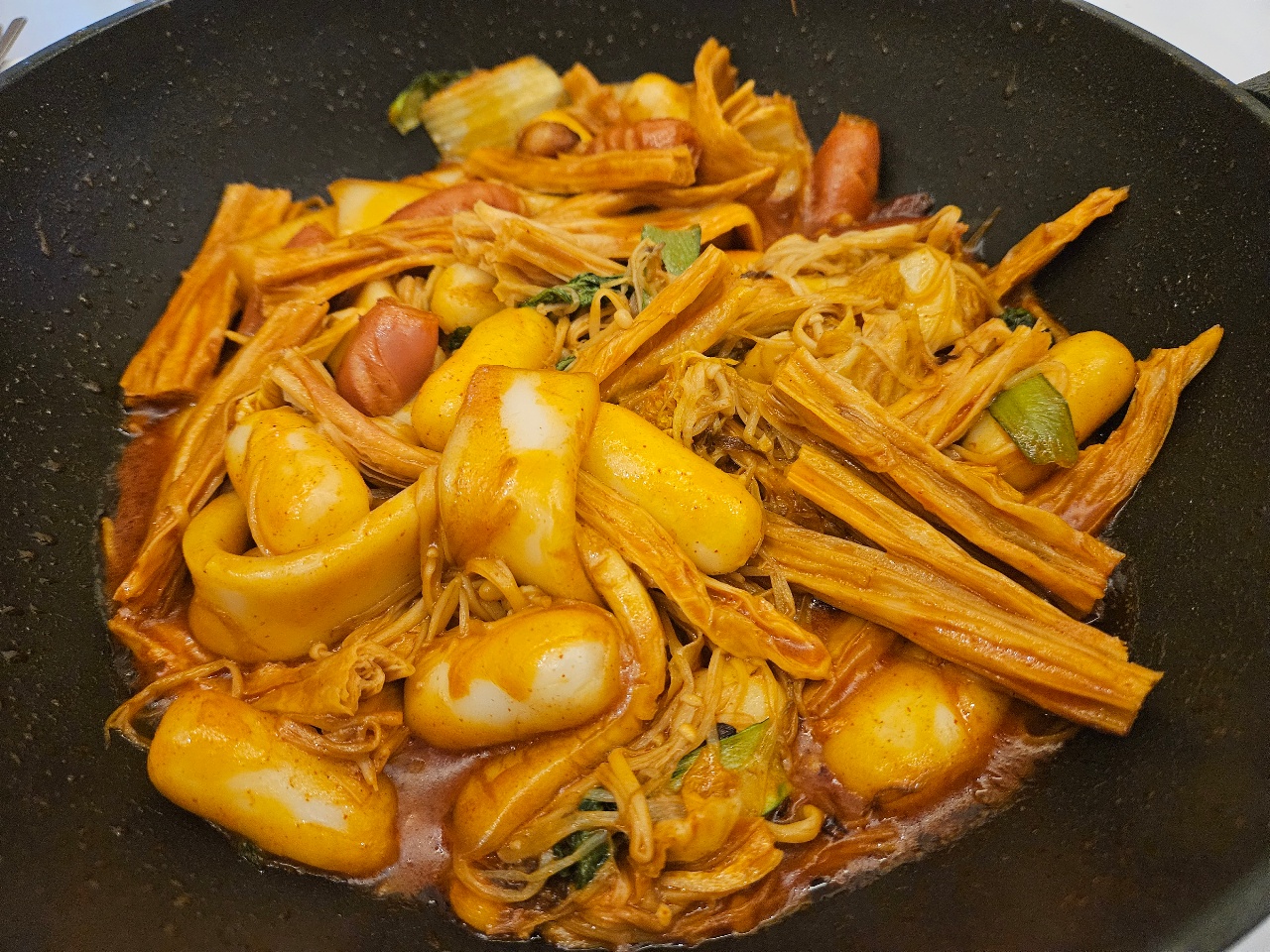 오늘 저녁은 마라샹궈!