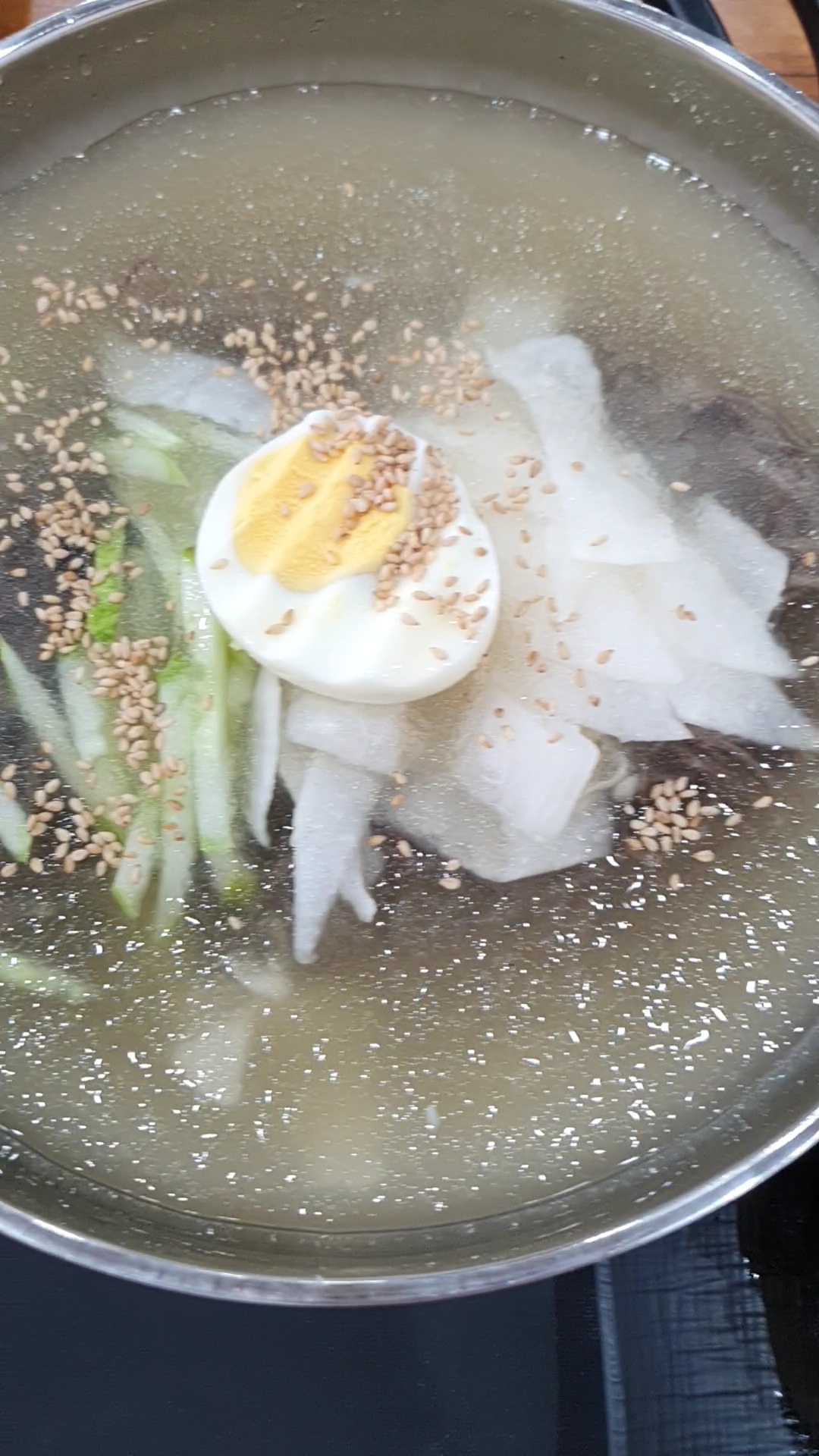 물냉면