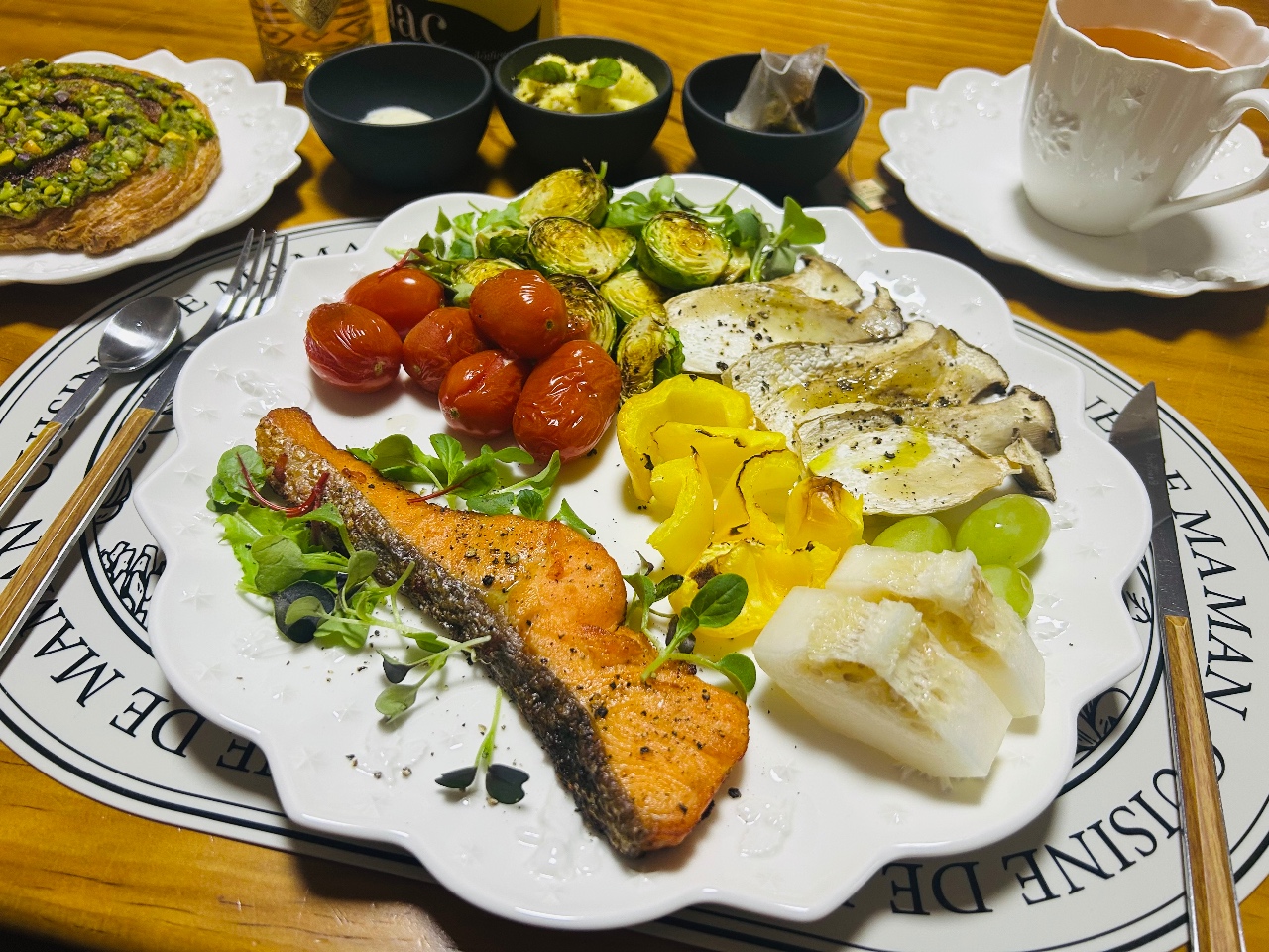🐟연어스테이크는 연어솥밥으로부터 🍽️