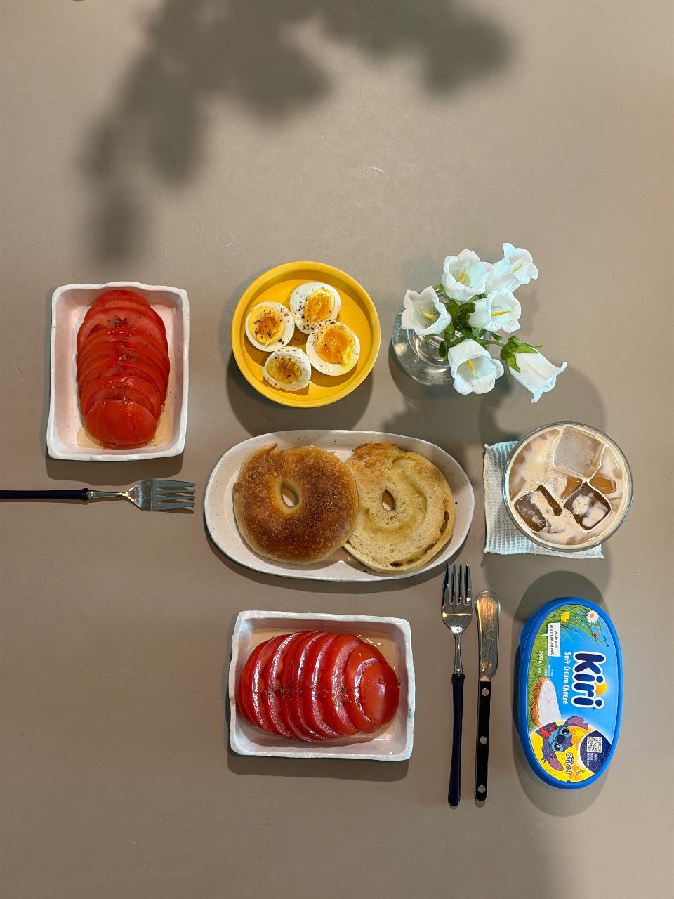 주말 아침❤️💛🤍