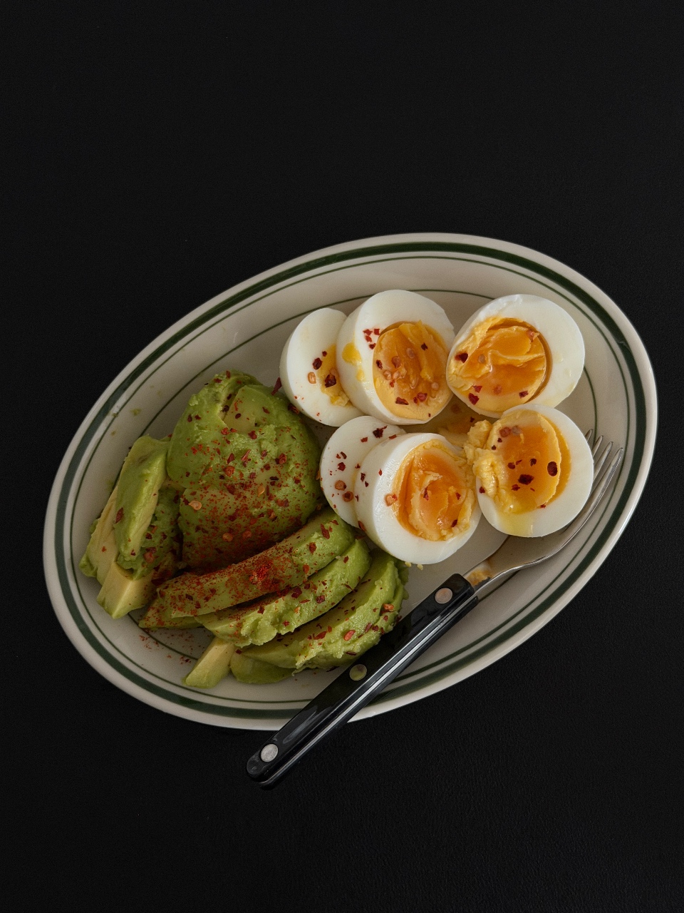 아보카도🥑계란🥚🥚