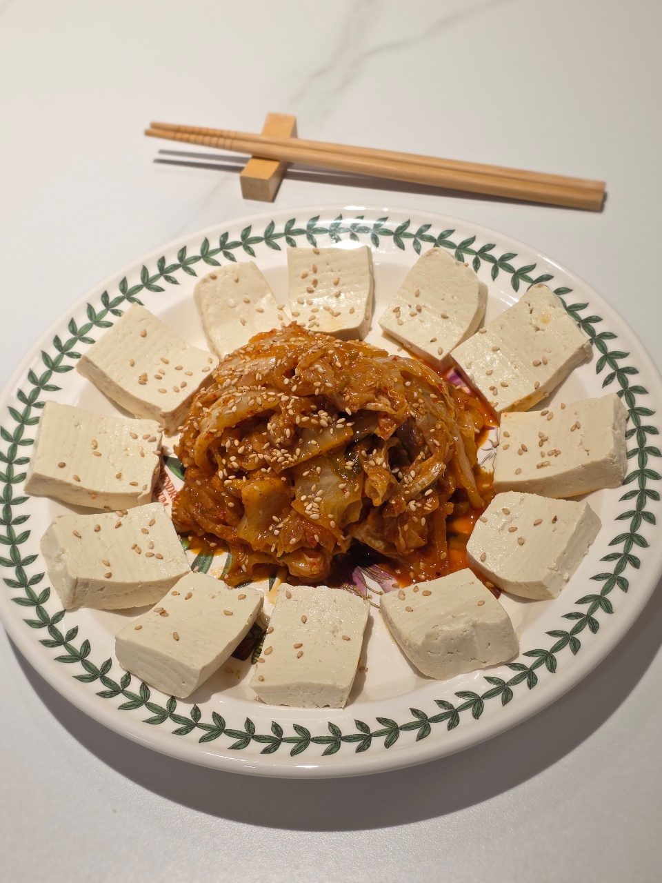 날도 흐릿허니 두부김치~~