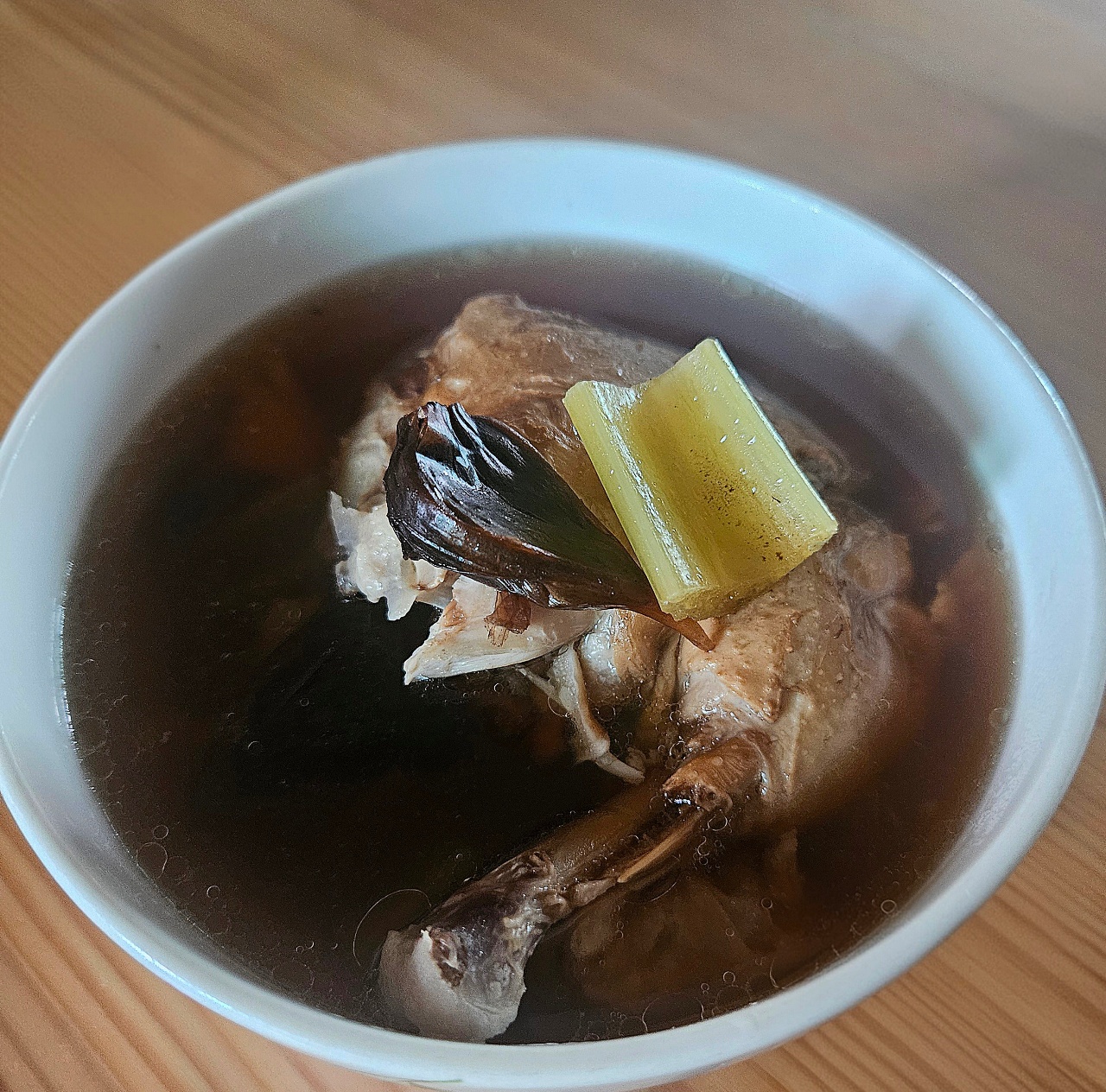 흑마늘 삼계탕🧄