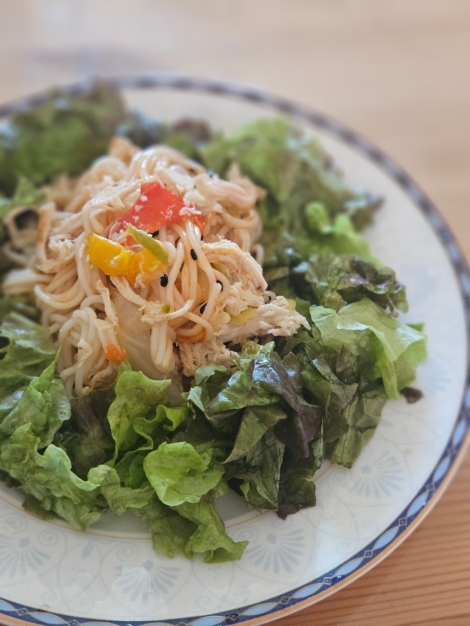 비빔소면!