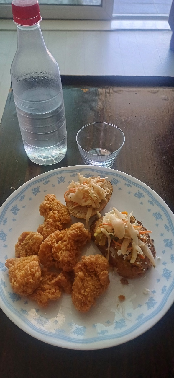 치킨이랑 오픈샌드위치