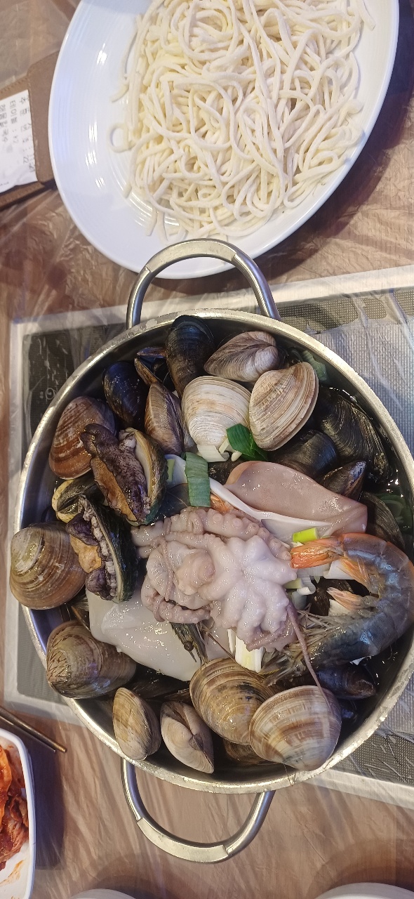 해물칼국수