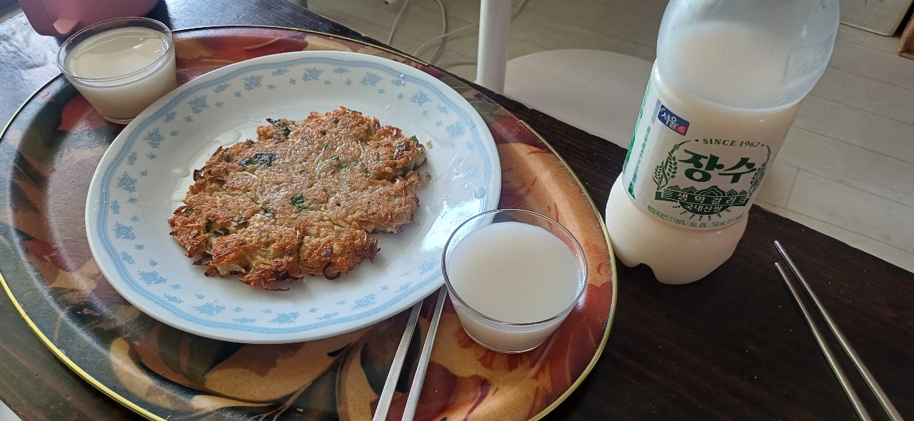 녹두전에 낮술