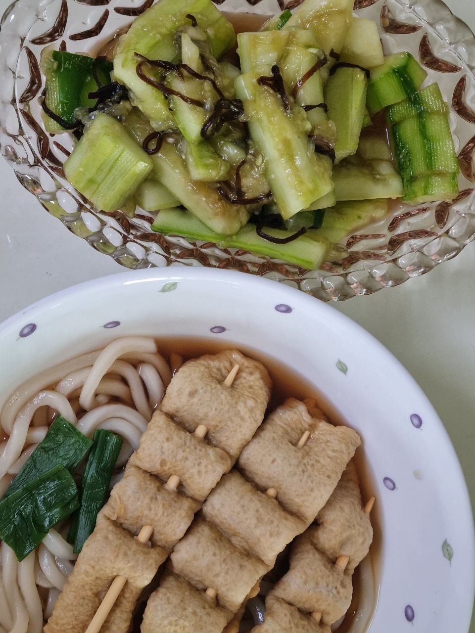 찬바람이 불면~ 뜨끈한 우동🍜