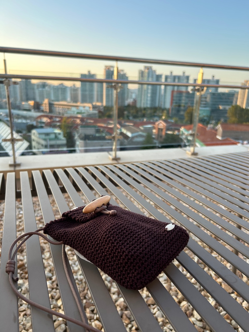 가을산책엔 미니크로스백🧶