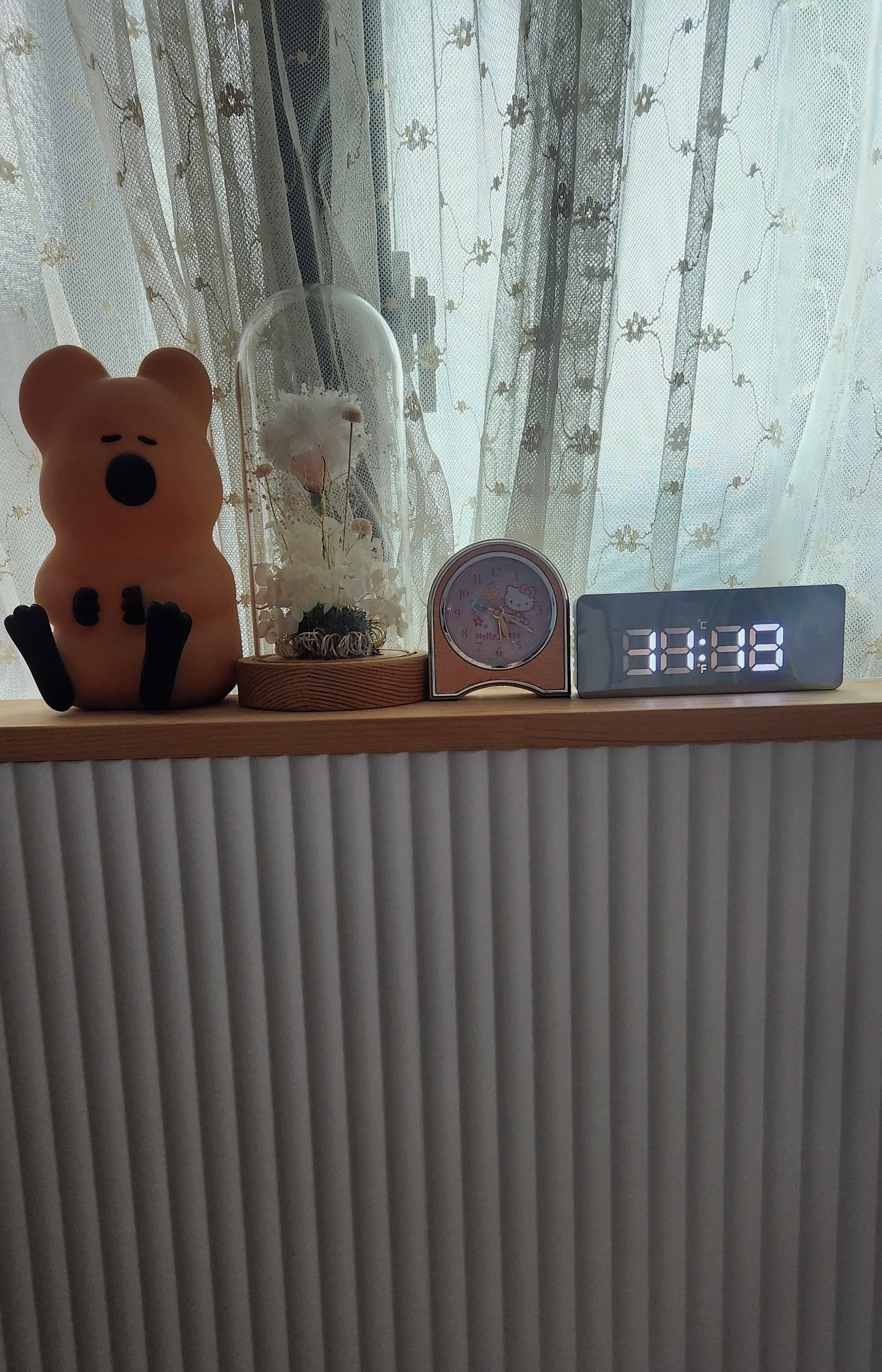 조명,시계는 필요해요!!!