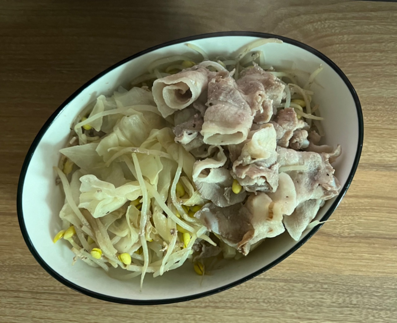 대패삼겹살 숙주찜