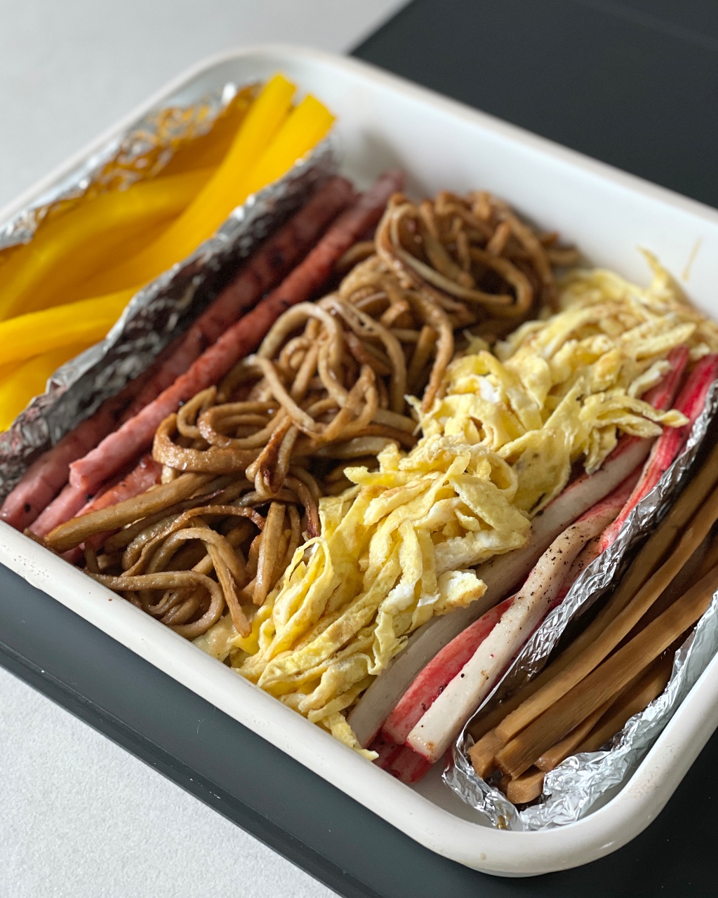 비 오는 날 집콕 메이트 김밥 🤎