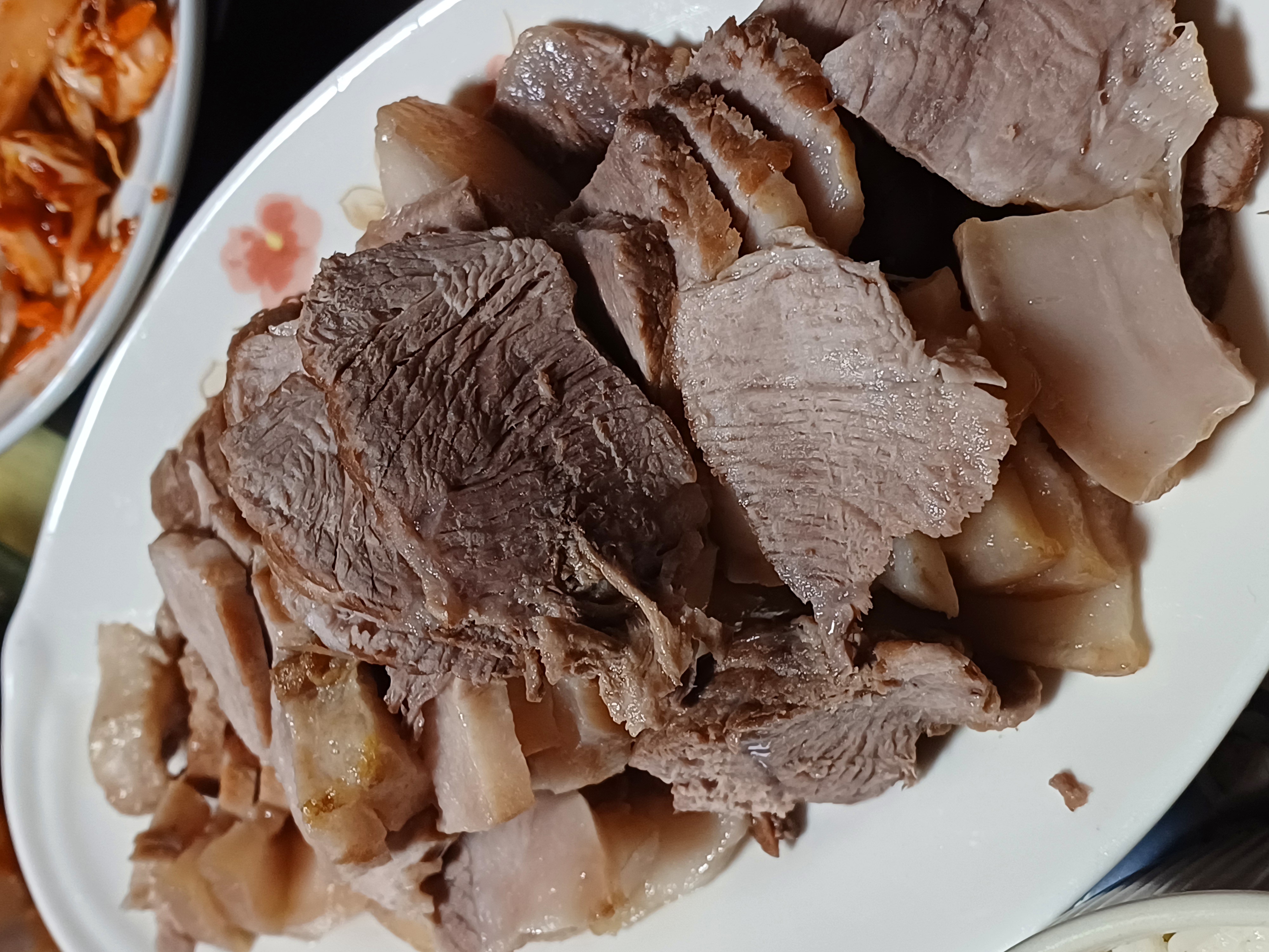 오늘 저녁에는 막걸리 수육입니다!