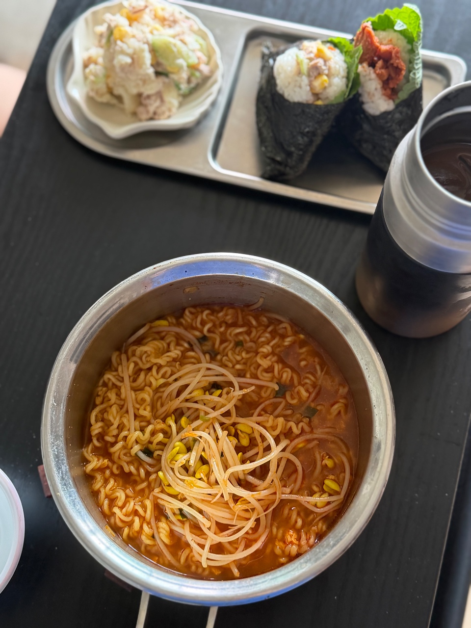 장마엔 콩나물라면 🍜