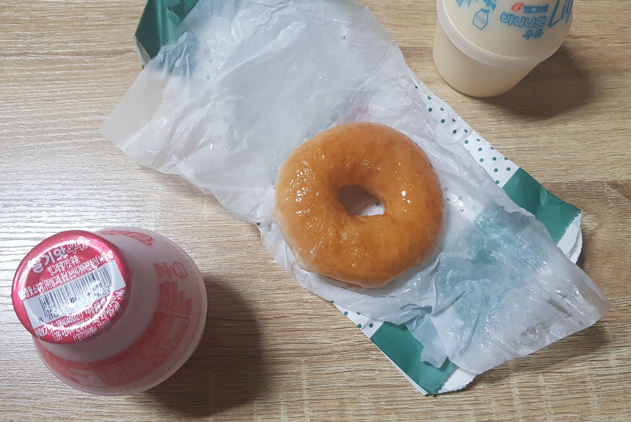우유들과 도넛