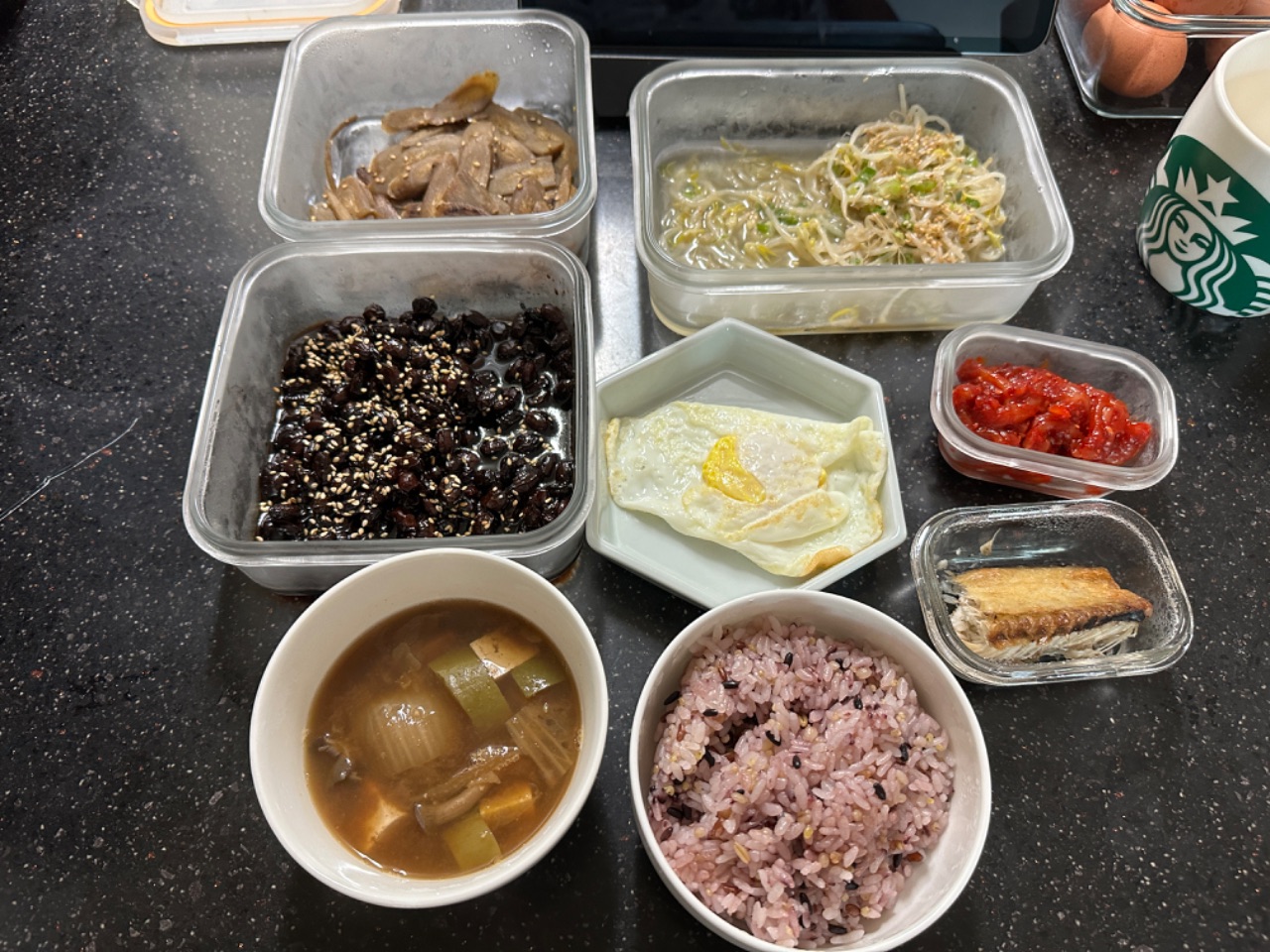 오랜만에 집에서 혼밥