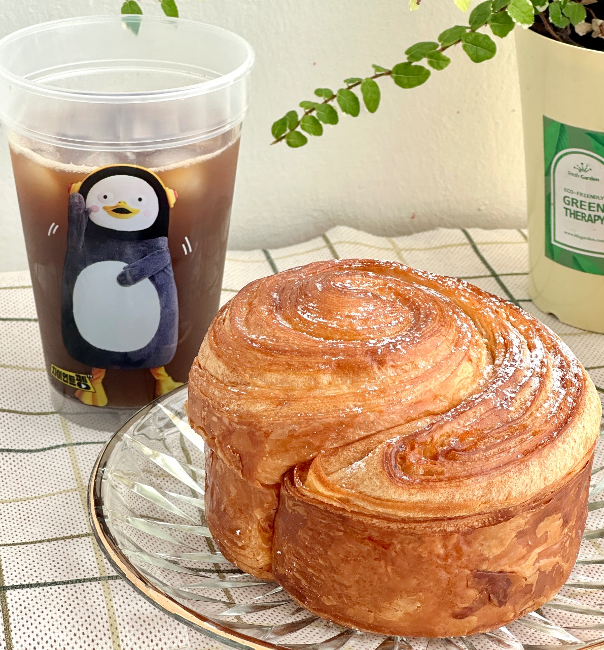 아이스커피마셔요 ☕️🧊