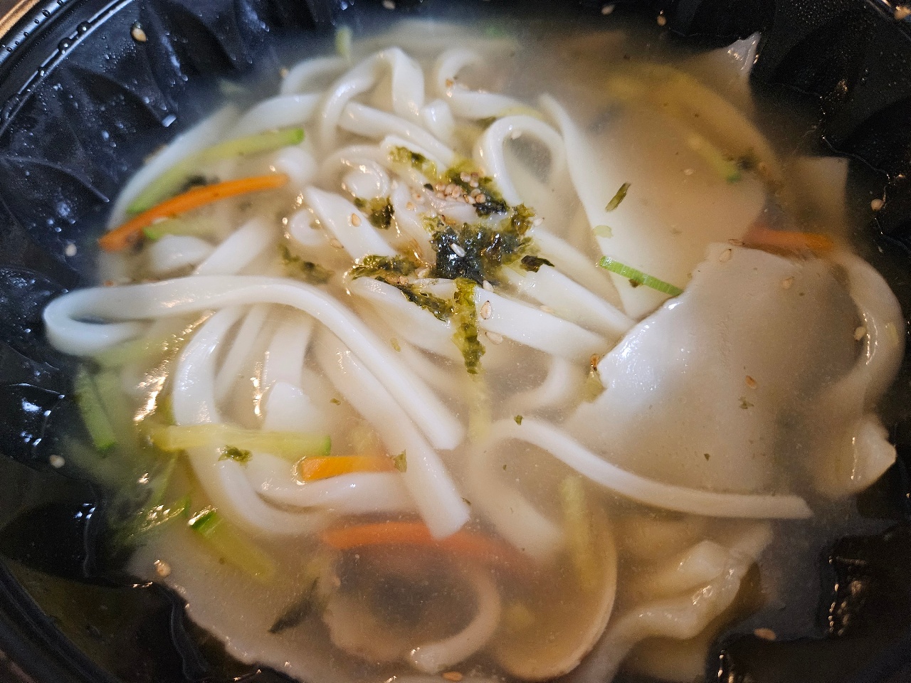 칼제비 냠냠