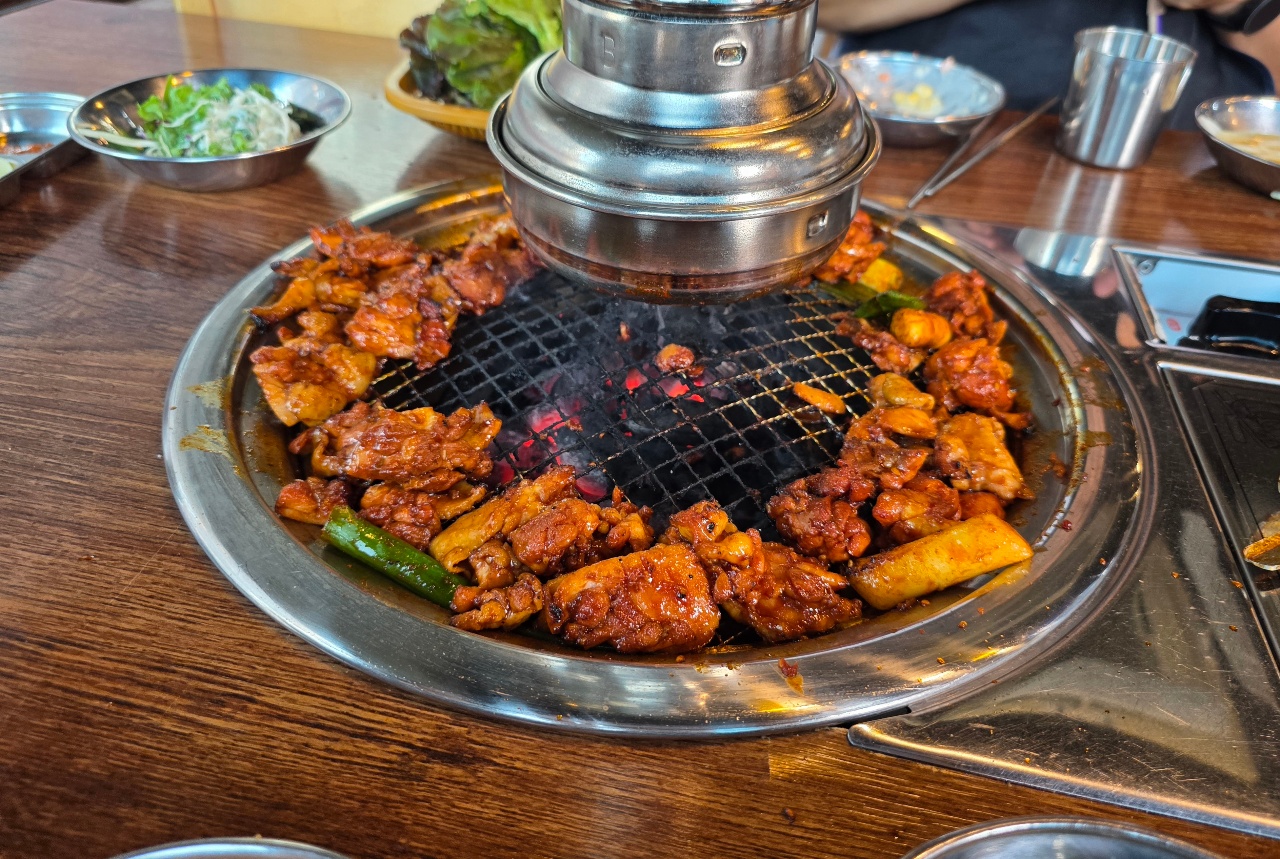 월요일이지만...
