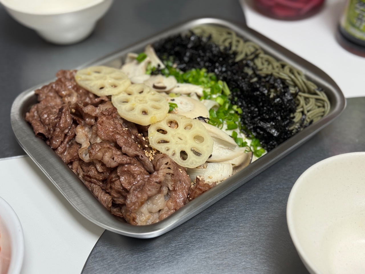 차돌 새송이 들기름 국수 