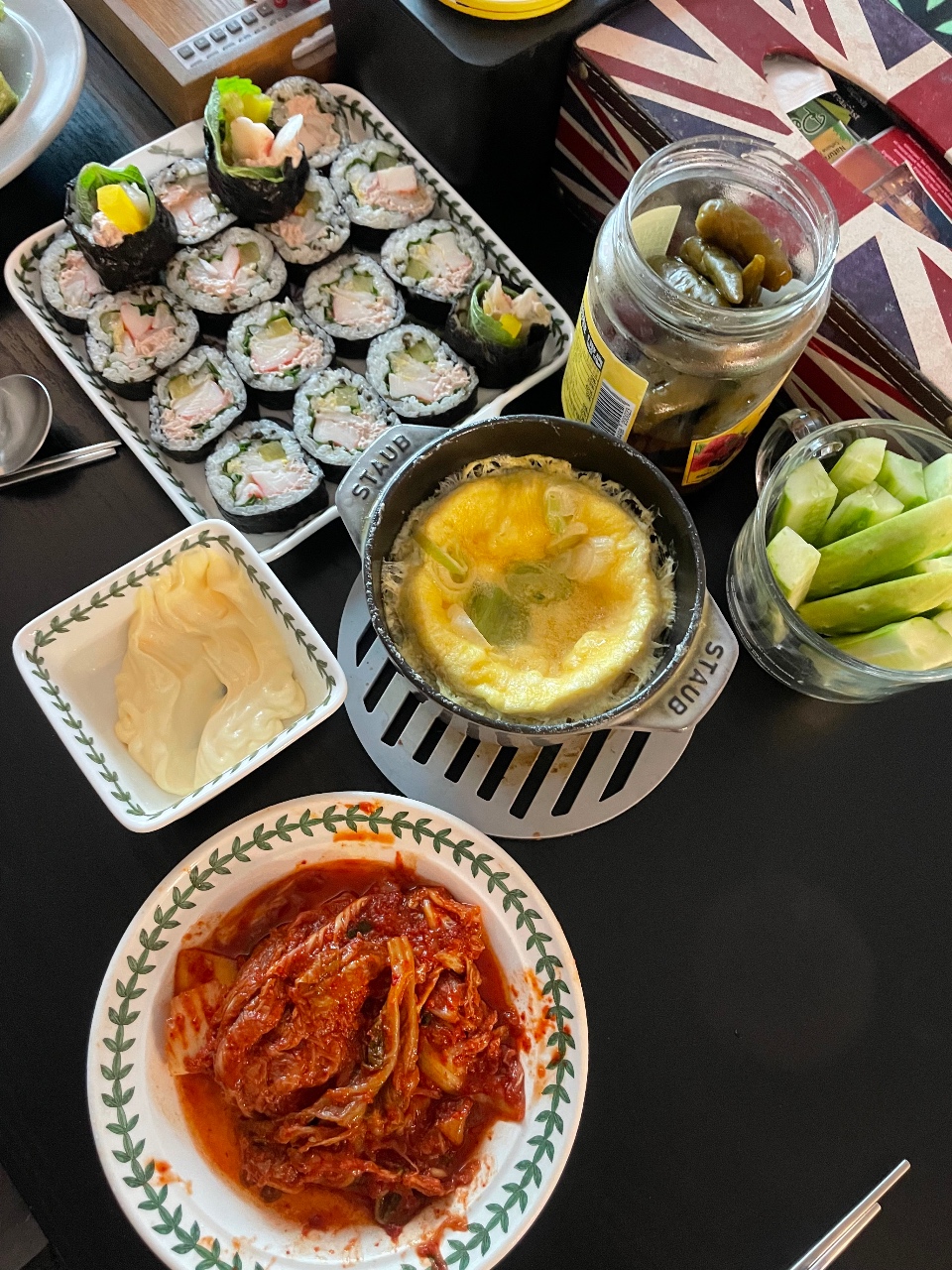 일요일 점심은 김밥이죠~?