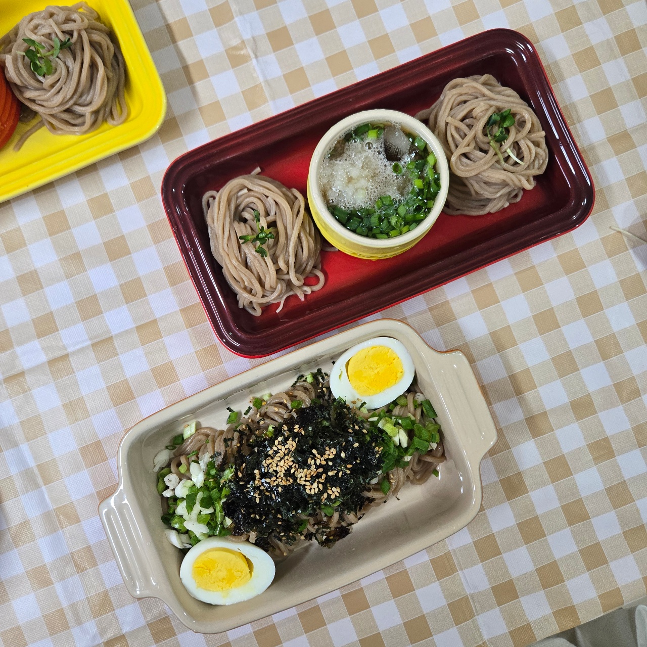 메밀국수의 두가지 버전🍜