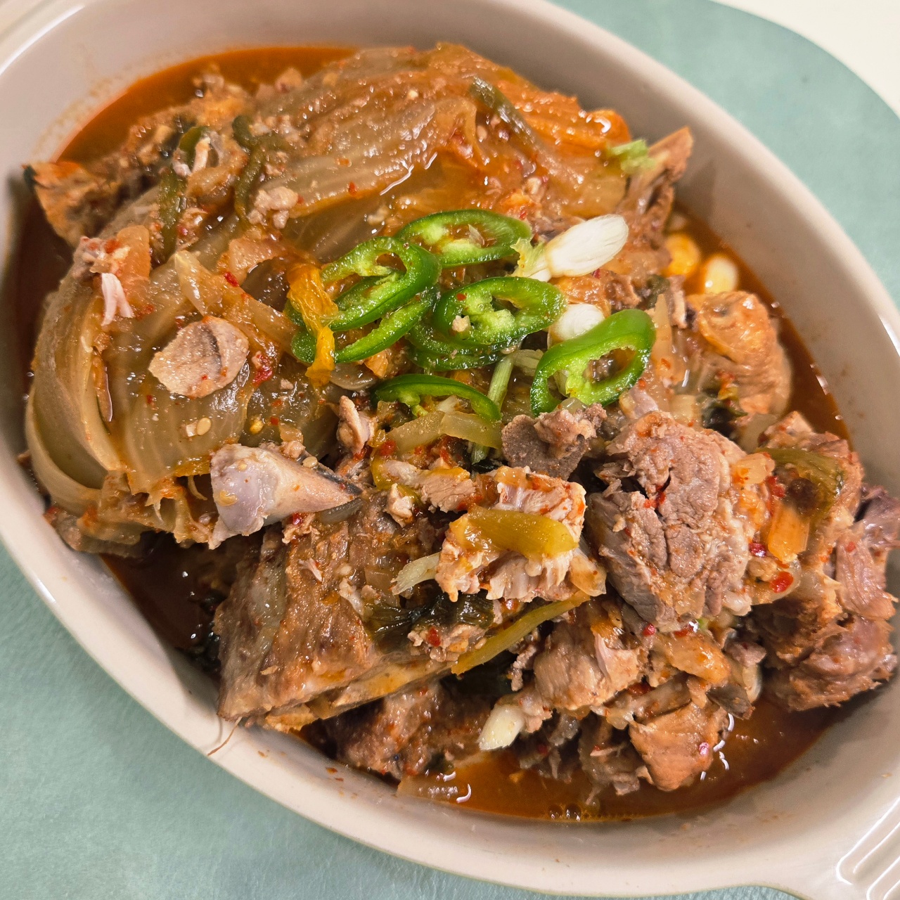 묶은지등뼈찜