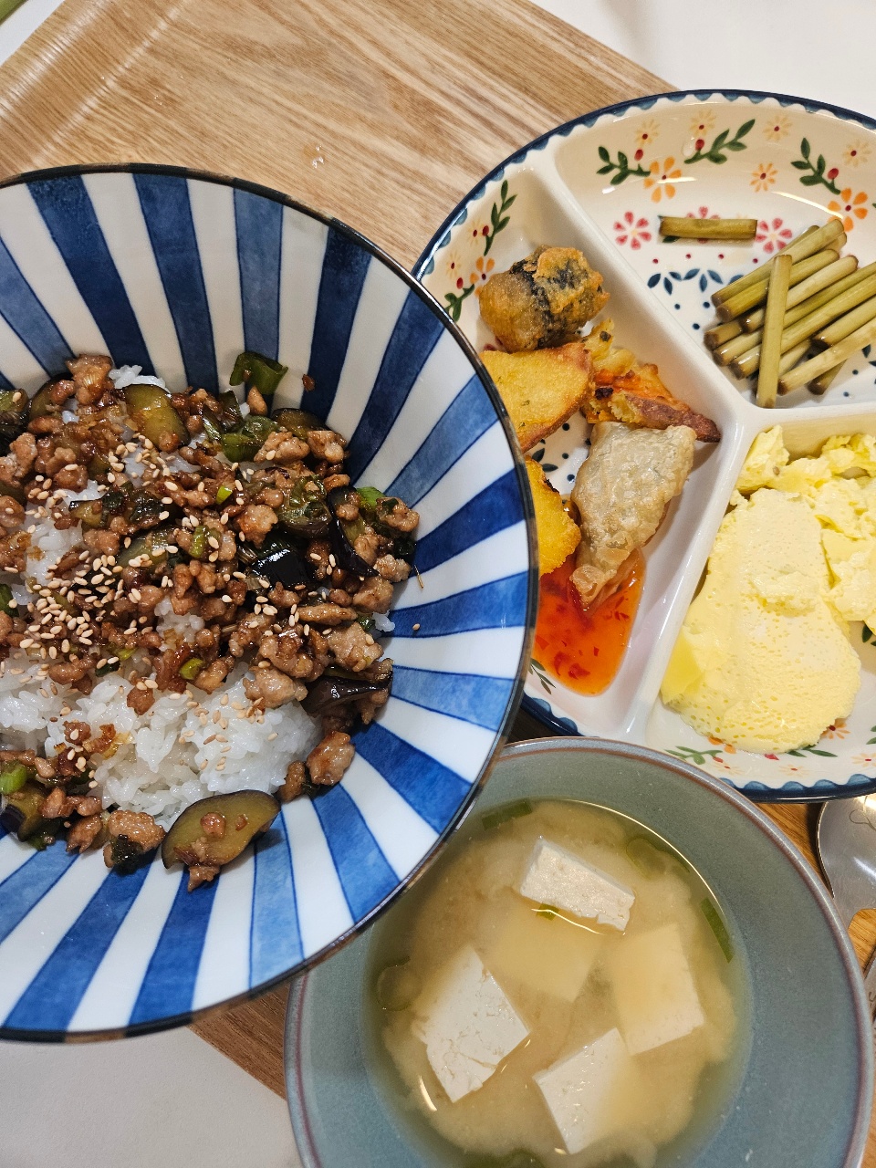 가지가 참 맛있는 계절이네요~