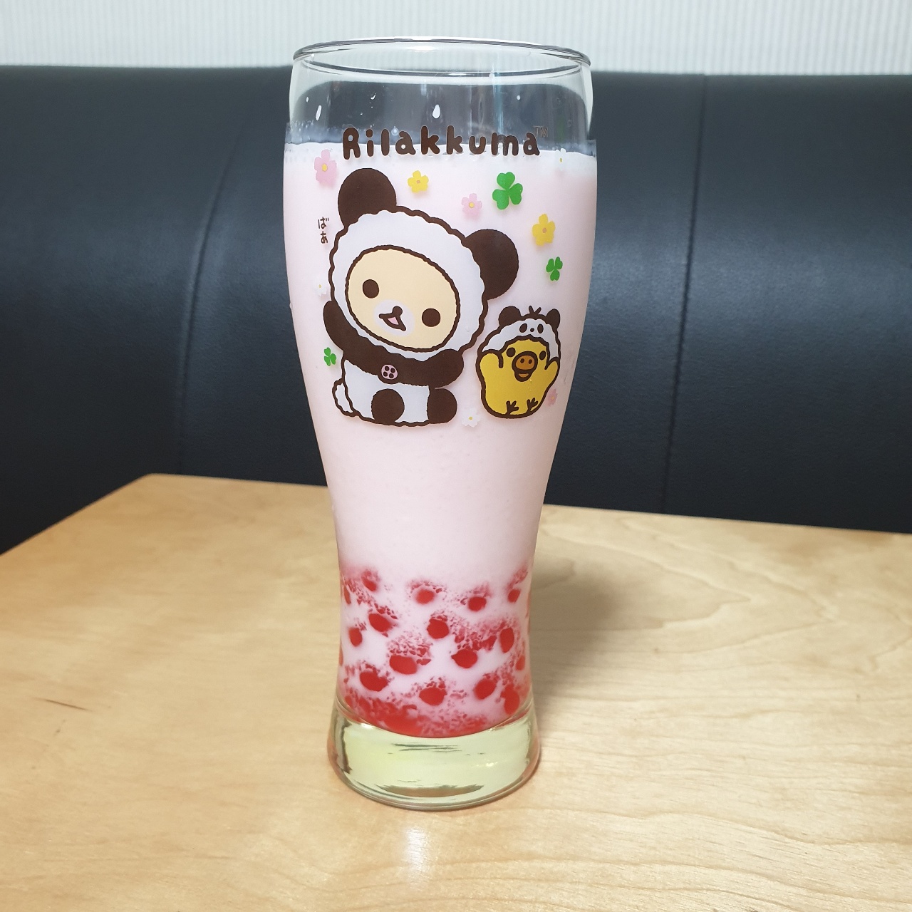 딸기 버블티