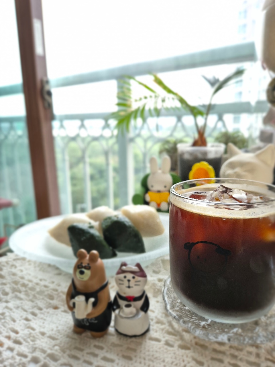 모닝커피 마셔요:)