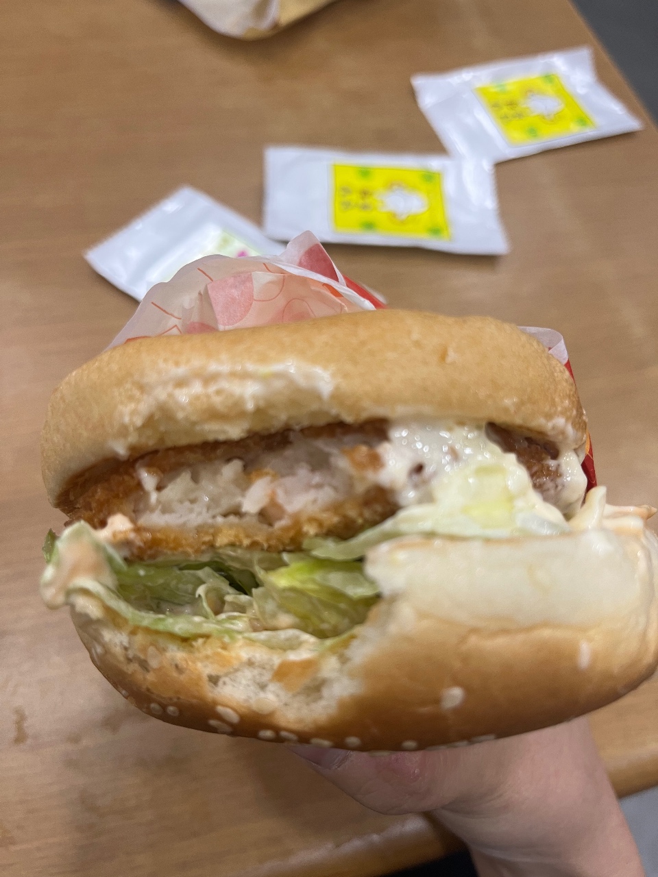 새우버거 맛있네요!