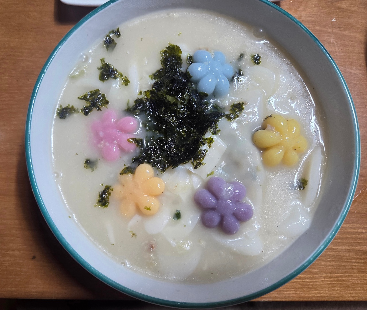 꽃 떡국🌸