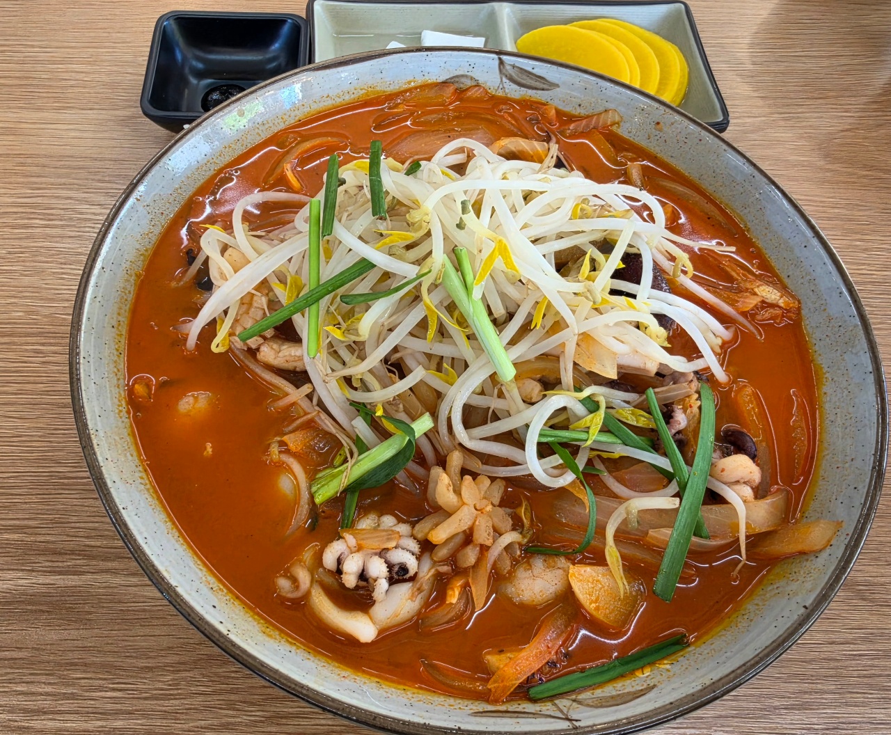 오늘 점심 메뉴는 짬뽕